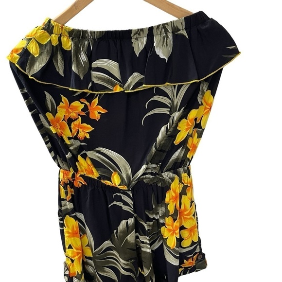 Favant Hawaii Floral Rompers with Pockets Cuffed Size Large Elastic Shoulders - Picture 2 of 4